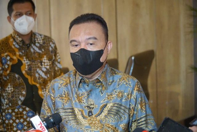 podiumnews.com-Syarat PCR-Antigen Dihapus, Masyarakat Tetap Perlu Waspada